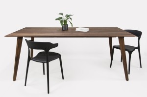 Rectangular table / walnut